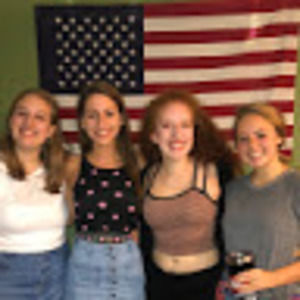 Meet your Posher, Claire